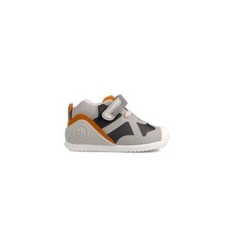 Biomecanics zapato deportivo