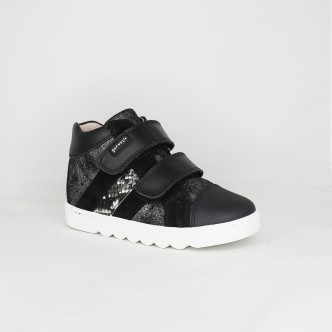 Garvalin botin negro