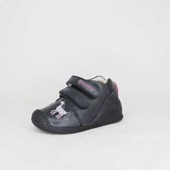 Biomecanics zapato arco iris y unicornio