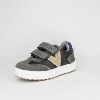 Victoria zapato causal gris